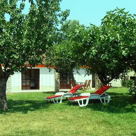 Linet Holiday home