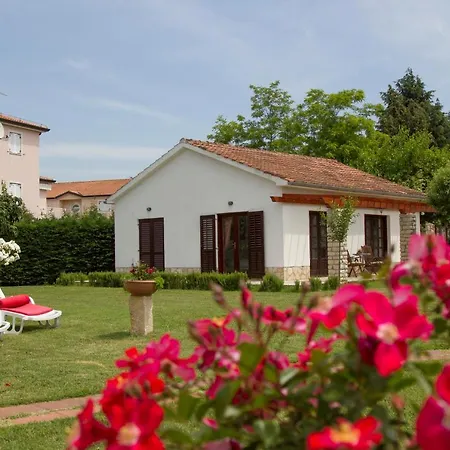 Tatil Evi Linet Funtana